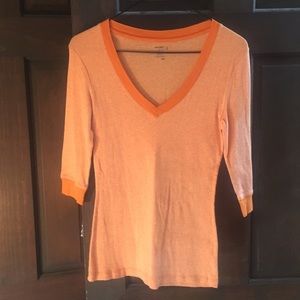 Old Navy | V-Neck Tee